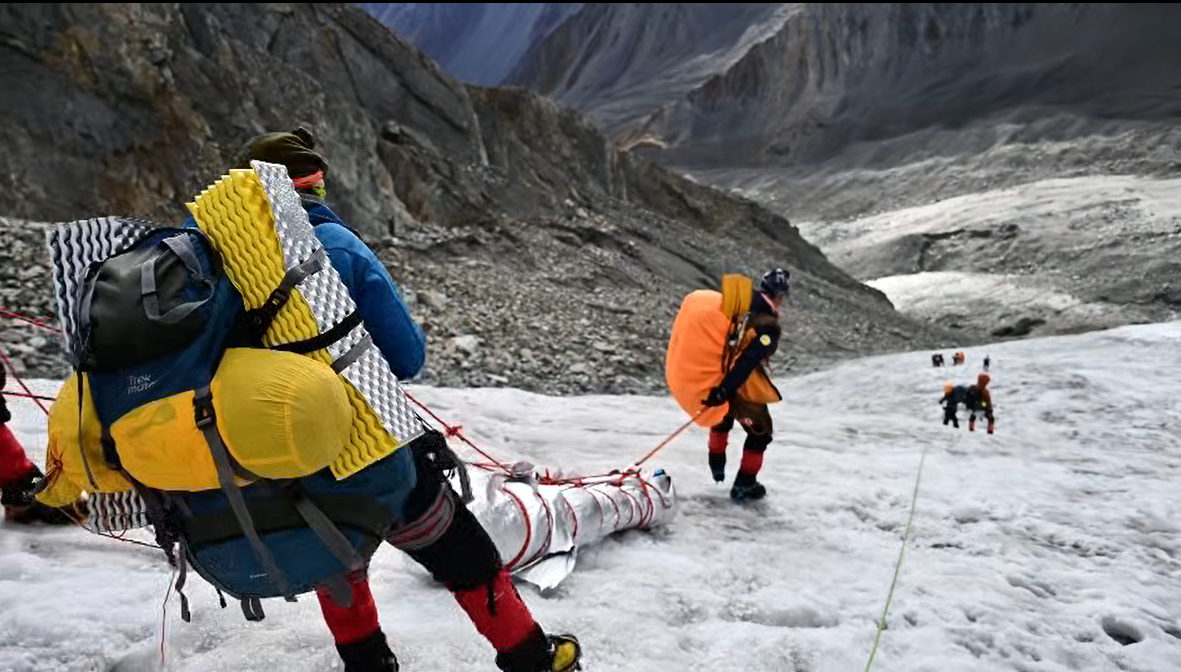 故！你以为的“诗和远方”可能是在拿命试错AG真人app调查｜连发多起死亡、失联事(图4)